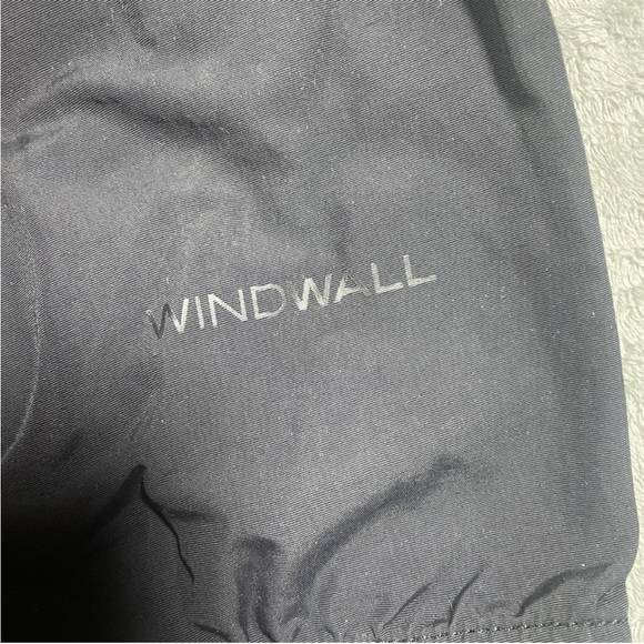 North face jacket - Picture 8 of 8